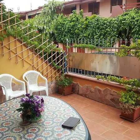 Casa Vacanze Satta 펜션